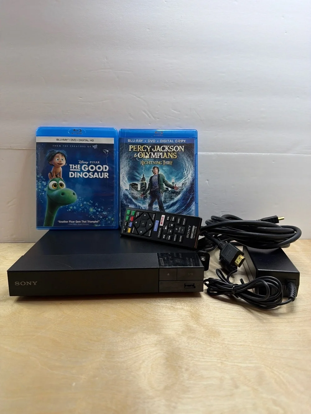 Sony BDP-S2500 Blu-ray DVD Player with Remote Power Adapter & Movies Bundle